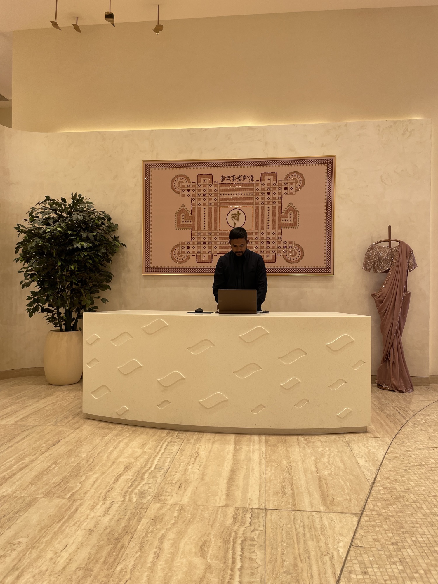 Site-specific art in a corporate interior — The Artemist, commercial